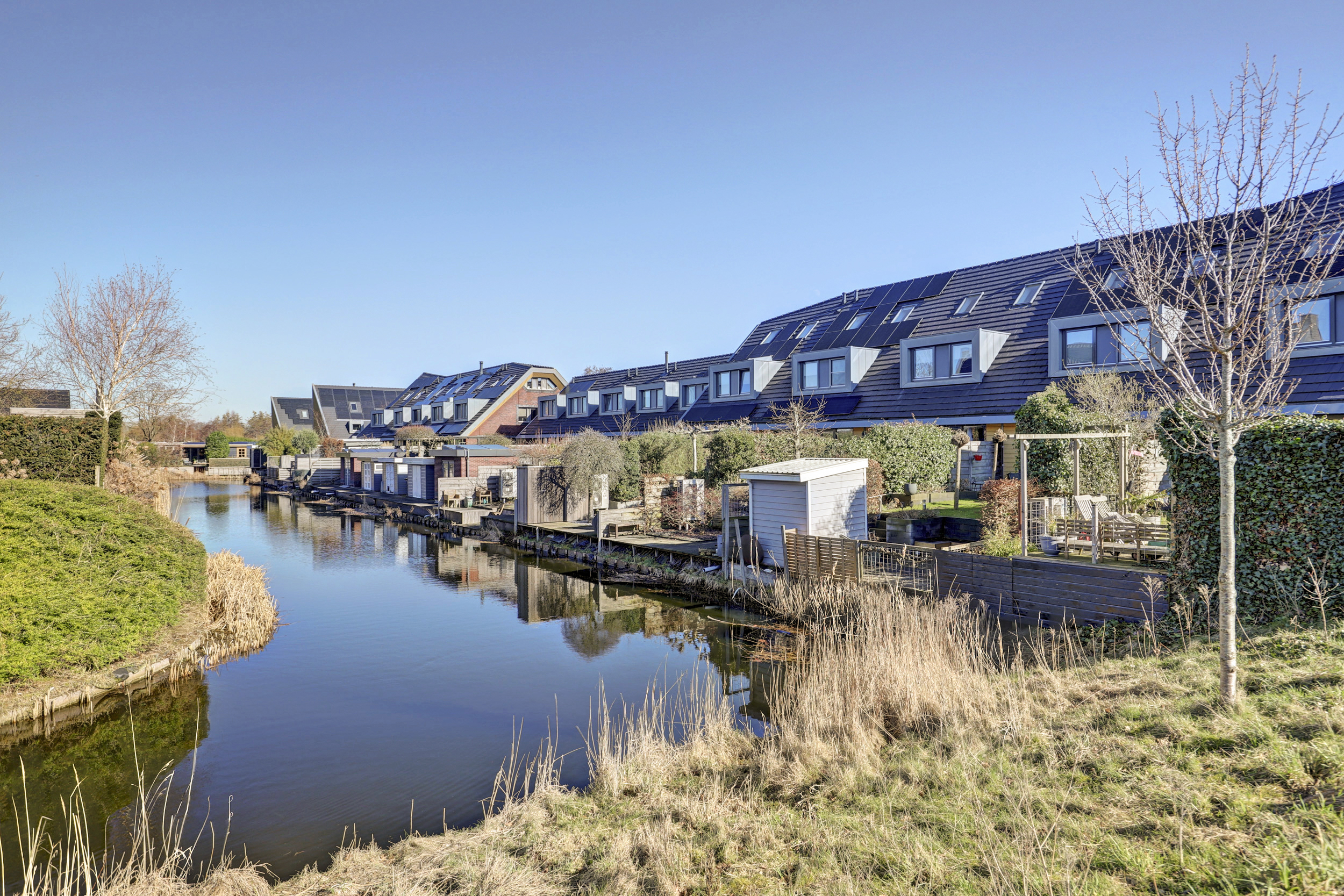 '$houseDetails->street_name'.' '.'$houseDetails->number'