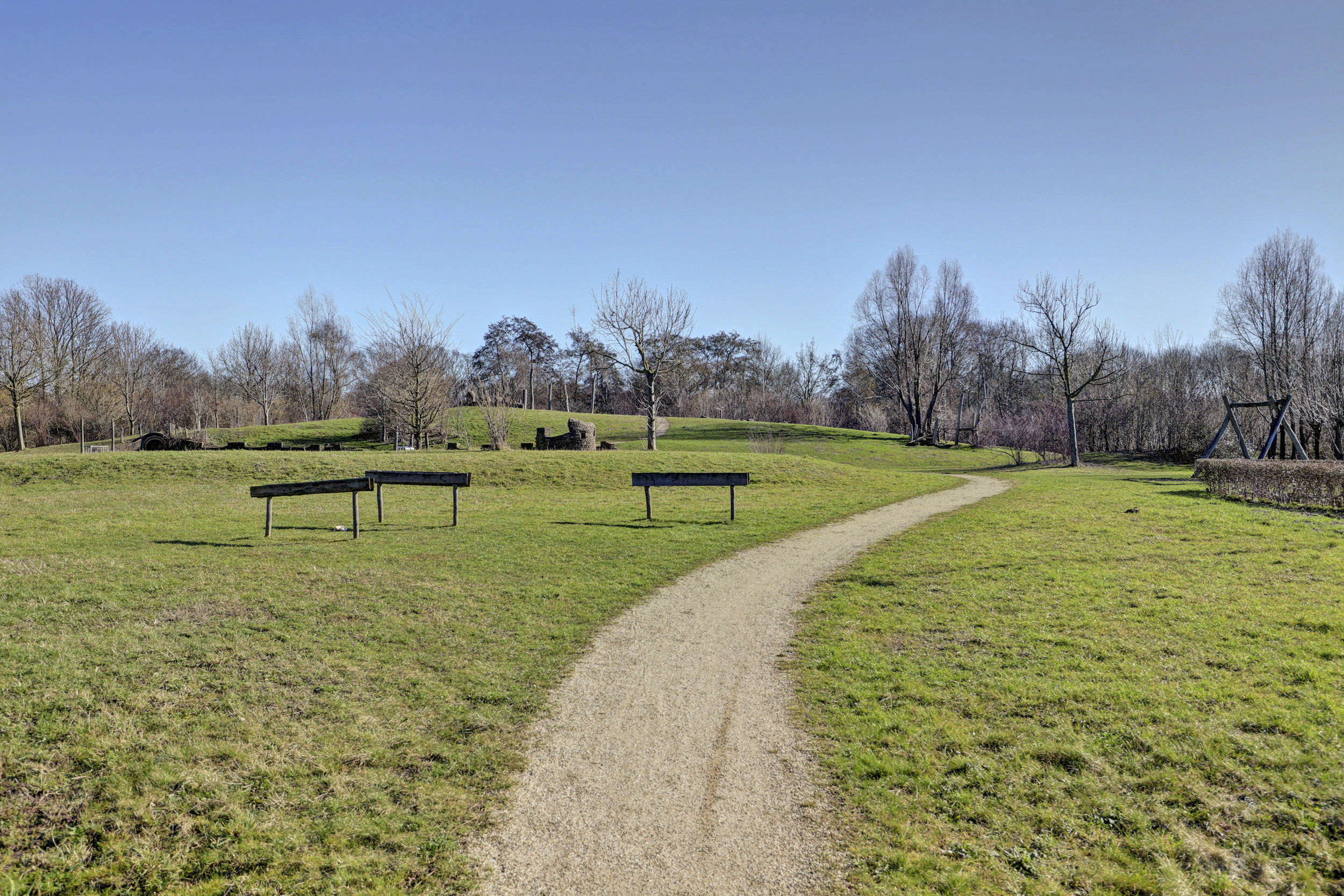 '$houseDetails->street_name'.' '.'$houseDetails->number'