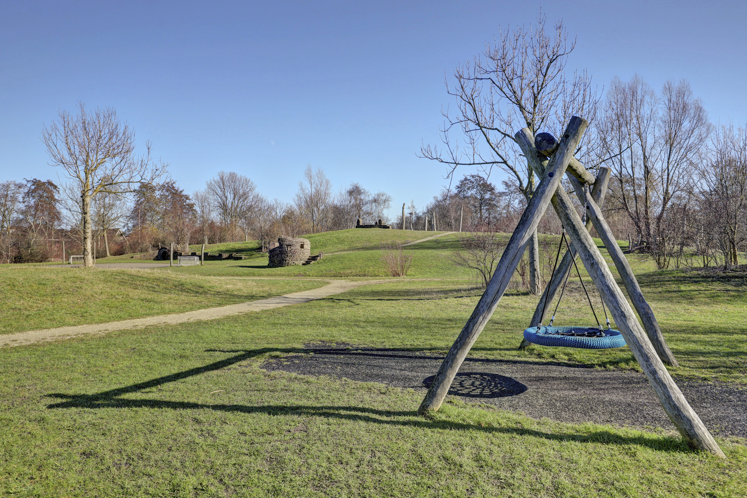 '$houseDetails->street_name'.' '.'$houseDetails->number'