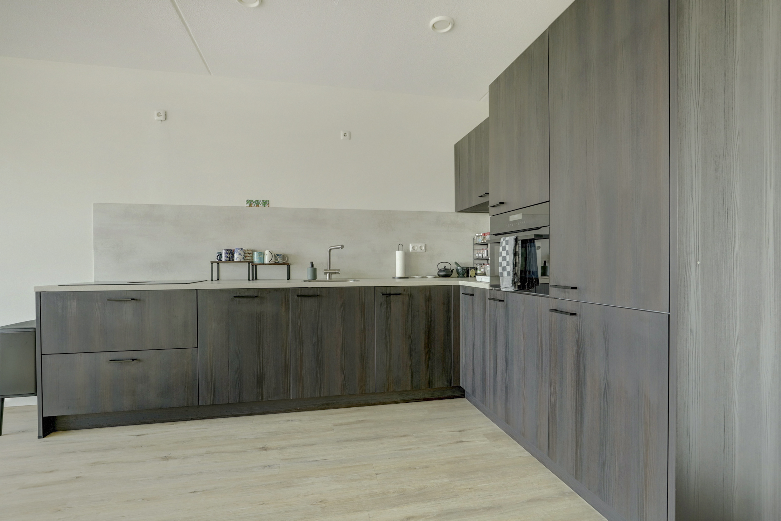 '$houseDetails->street_name'.' '.'$houseDetails->number'