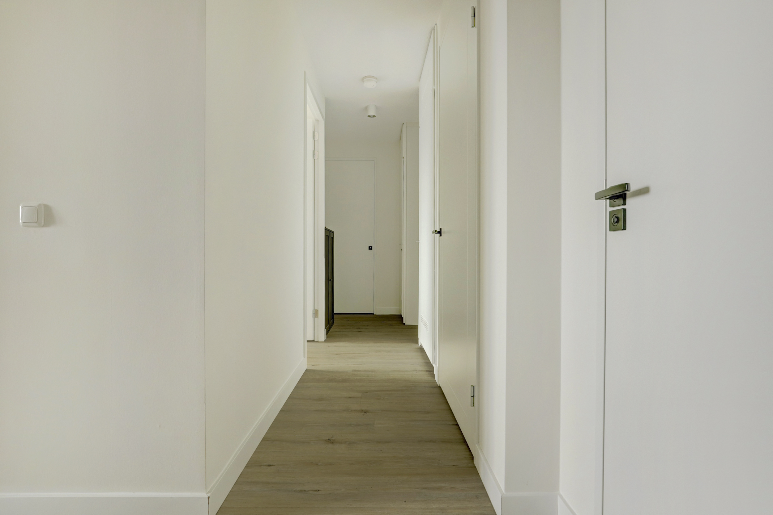 '$houseDetails->street_name'.' '.'$houseDetails->number'