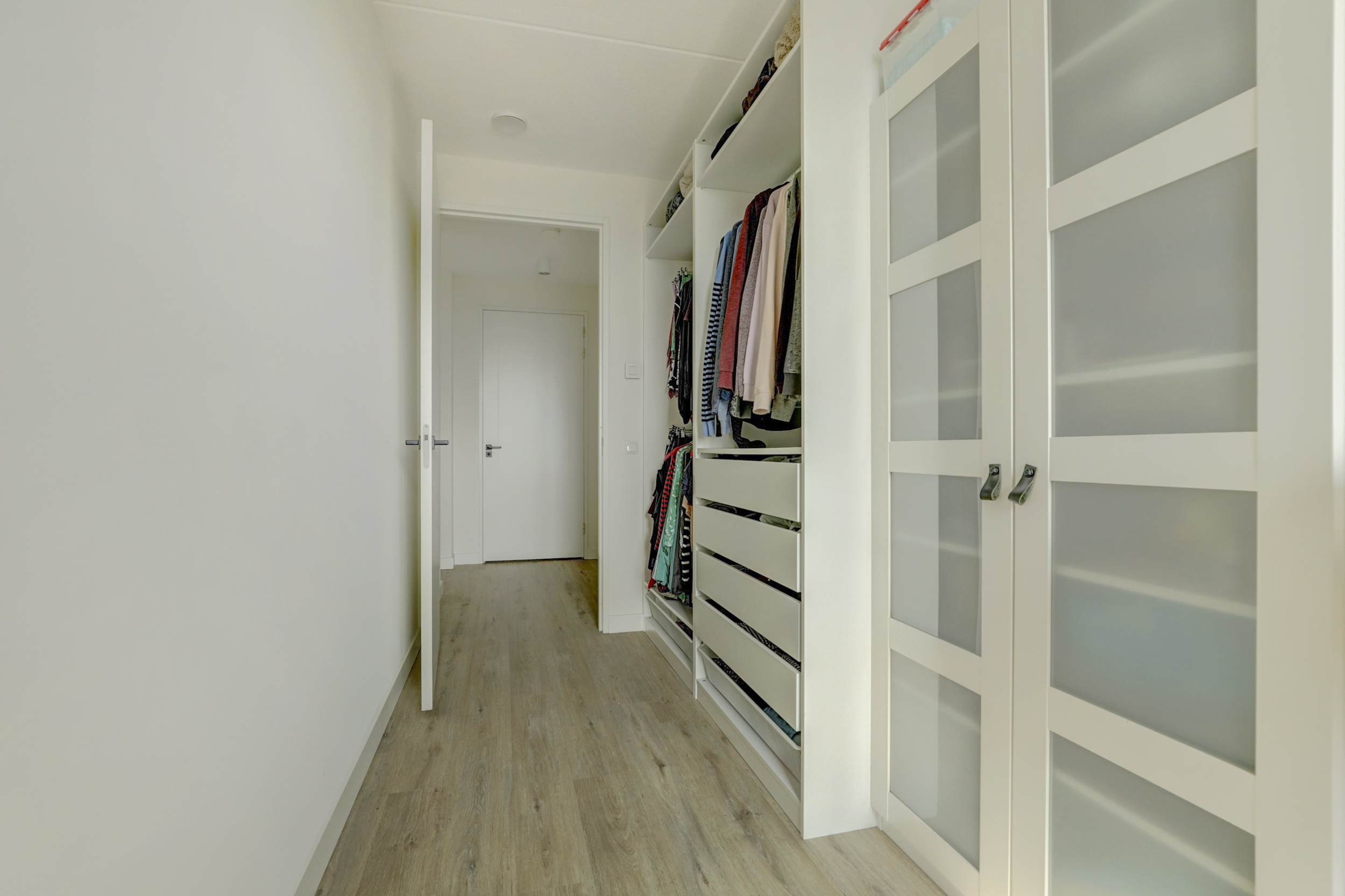 '$houseDetails->street_name'.' '.'$houseDetails->number'