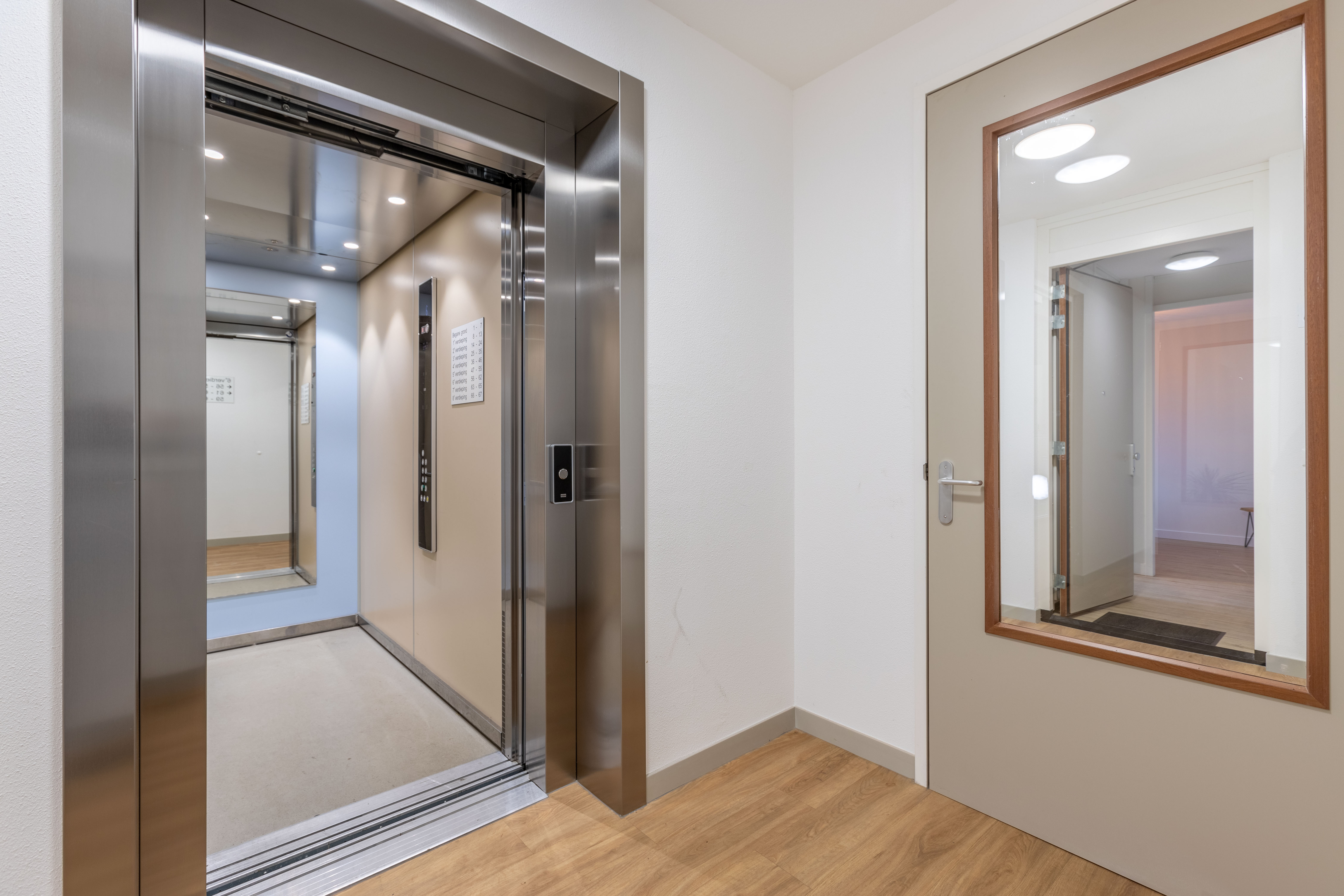 '$houseDetails->street_name'.' '.'$houseDetails->number'