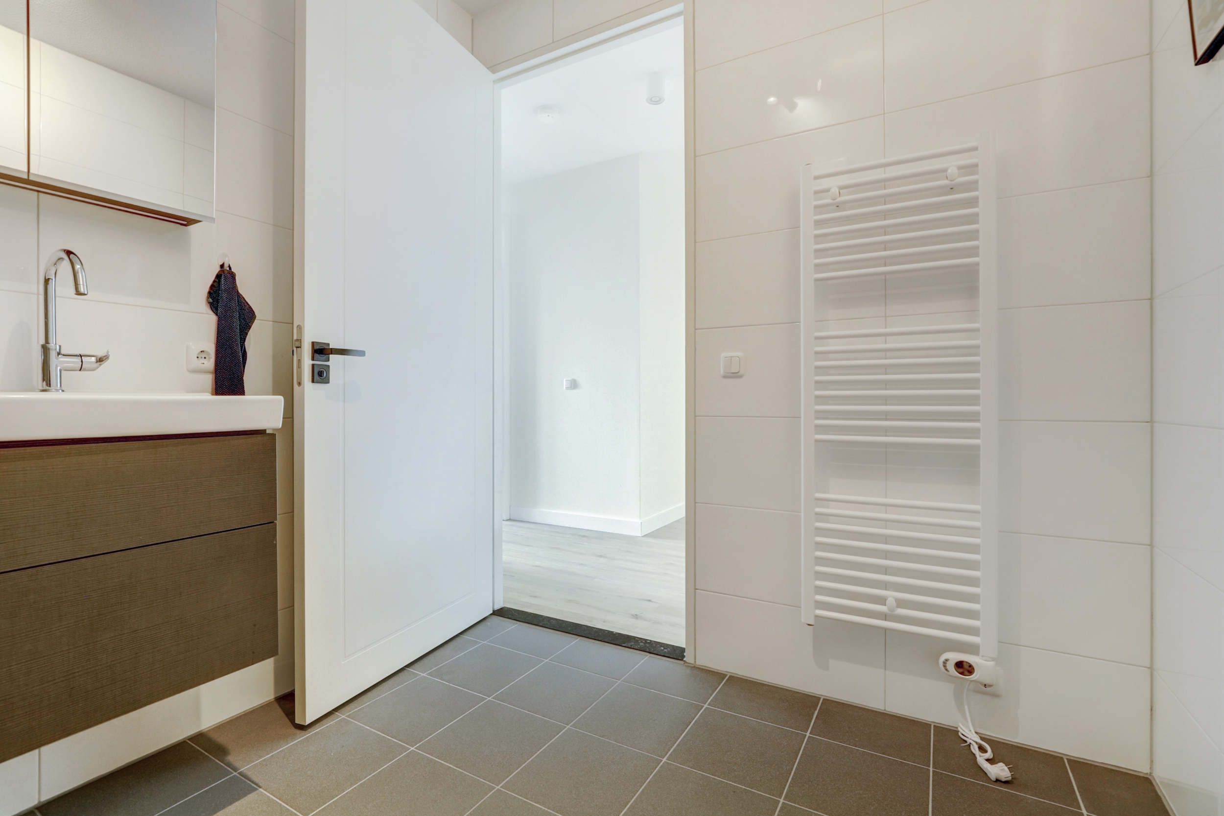 '$houseDetails->street_name'.' '.'$houseDetails->number'