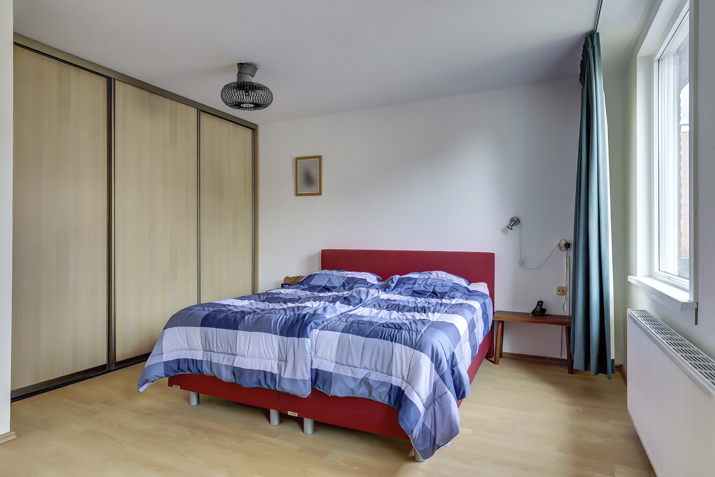 '$houseDetails->street_name'.' '.'$houseDetails->number'