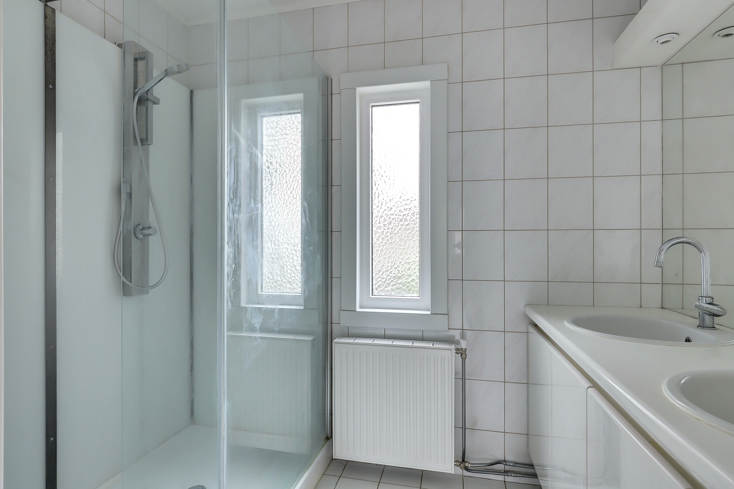 '$houseDetails->street_name'.' '.'$houseDetails->number'