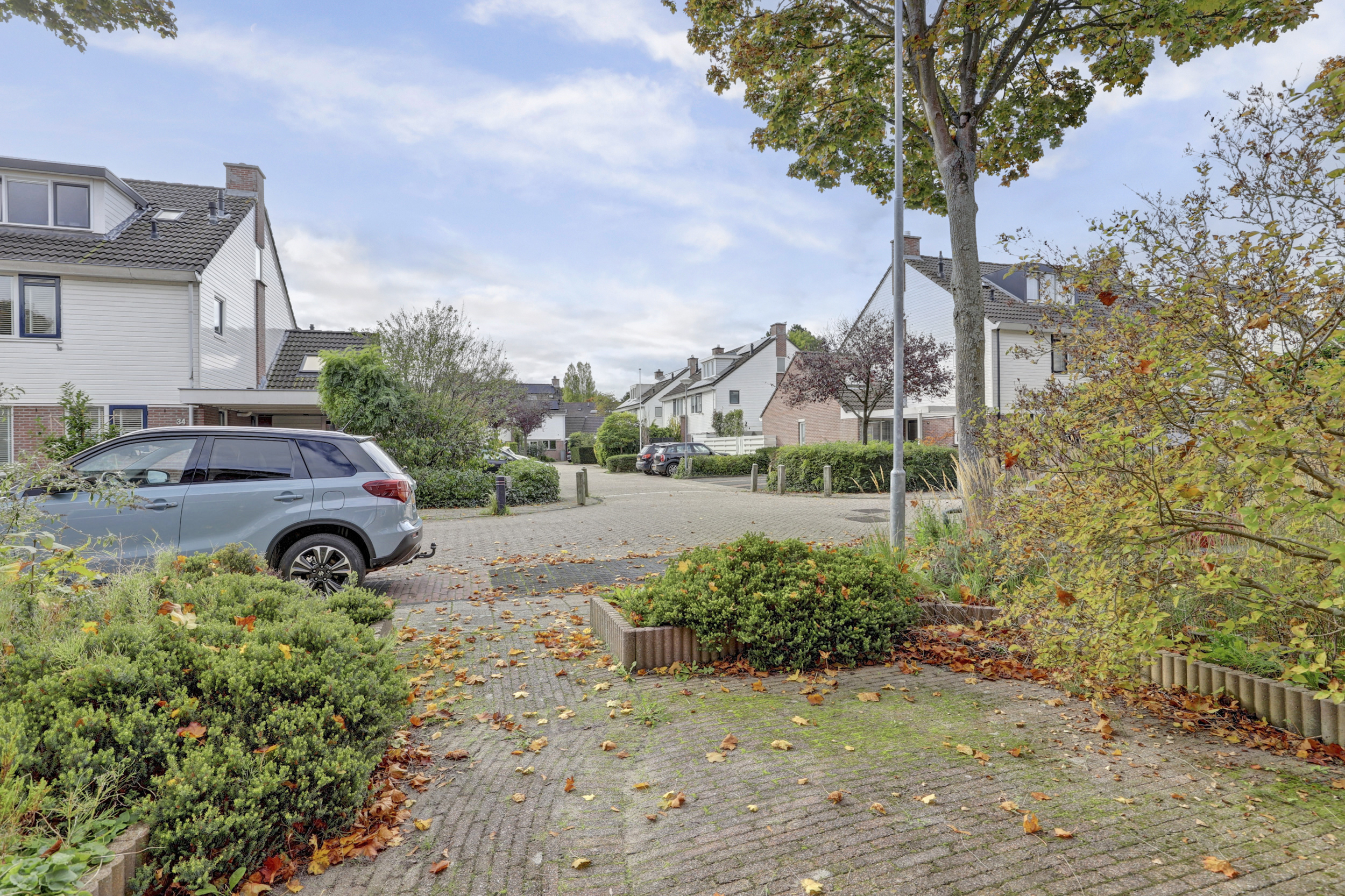 '$houseDetails->street_name'.' '.'$houseDetails->number'