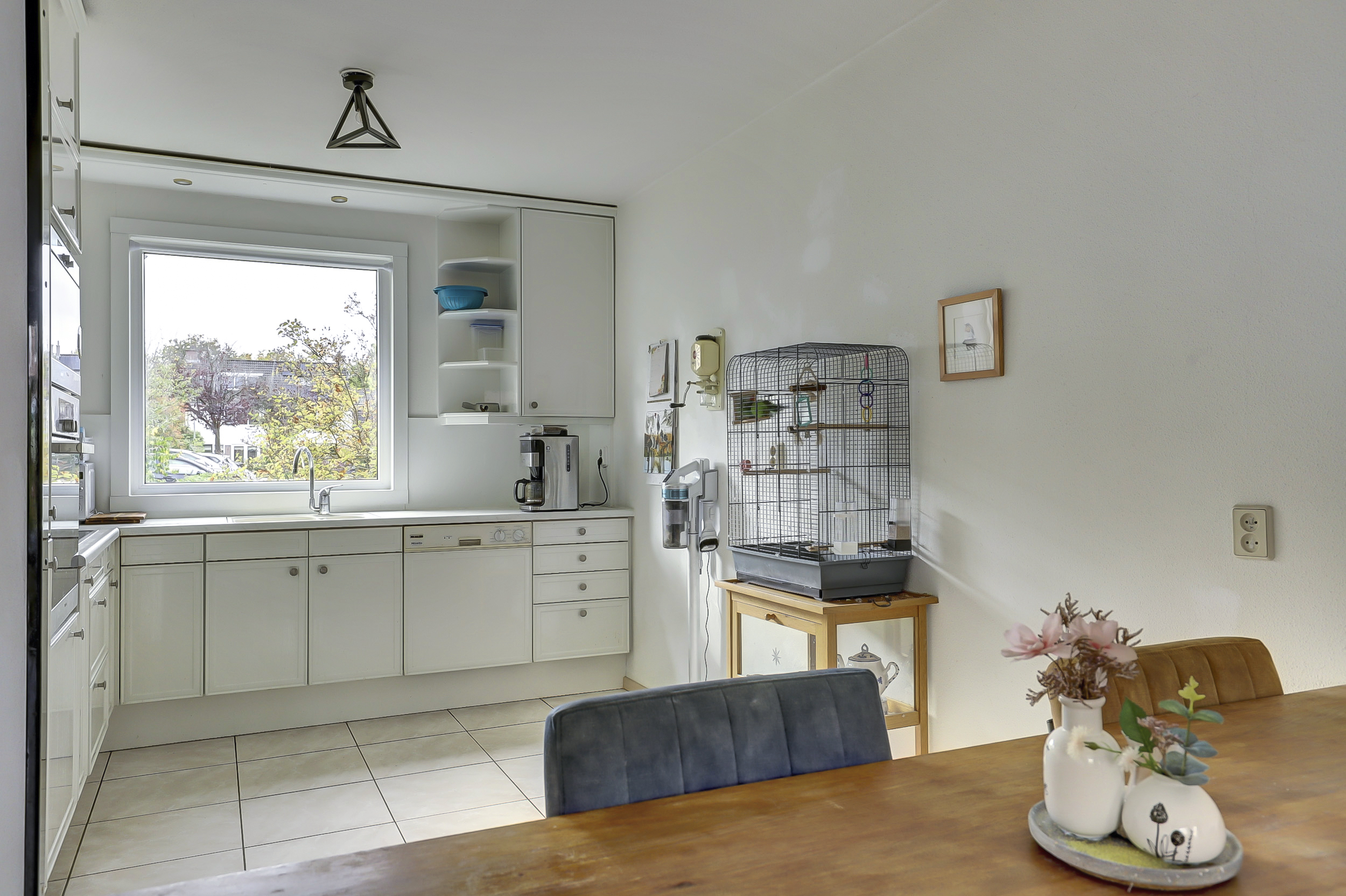 '$houseDetails->street_name'.' '.'$houseDetails->number'