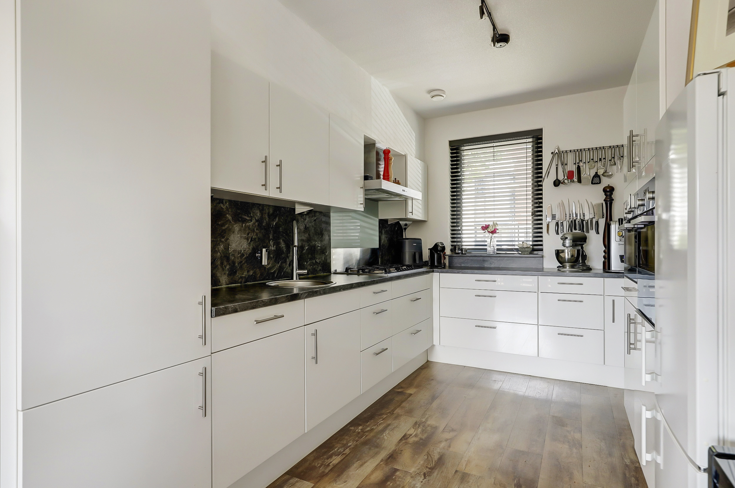 '$houseDetails->street_name'.' '.'$houseDetails->number'