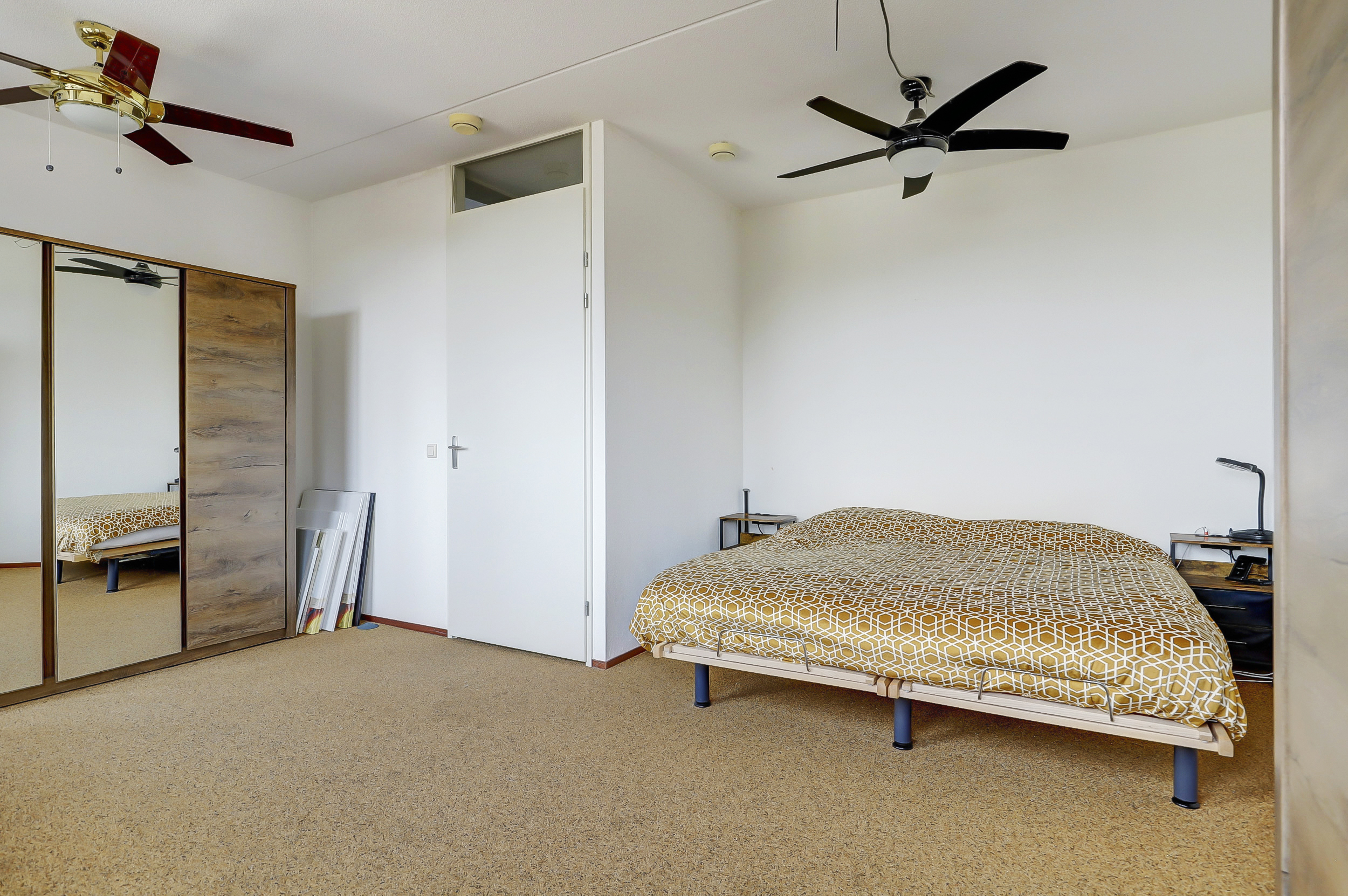 '$houseDetails->street_name'.' '.'$houseDetails->number'