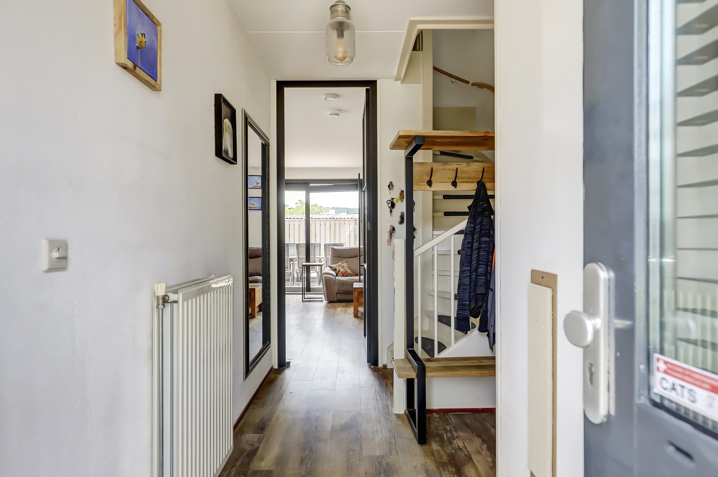 '$houseDetails->street_name'.' '.'$houseDetails->number'