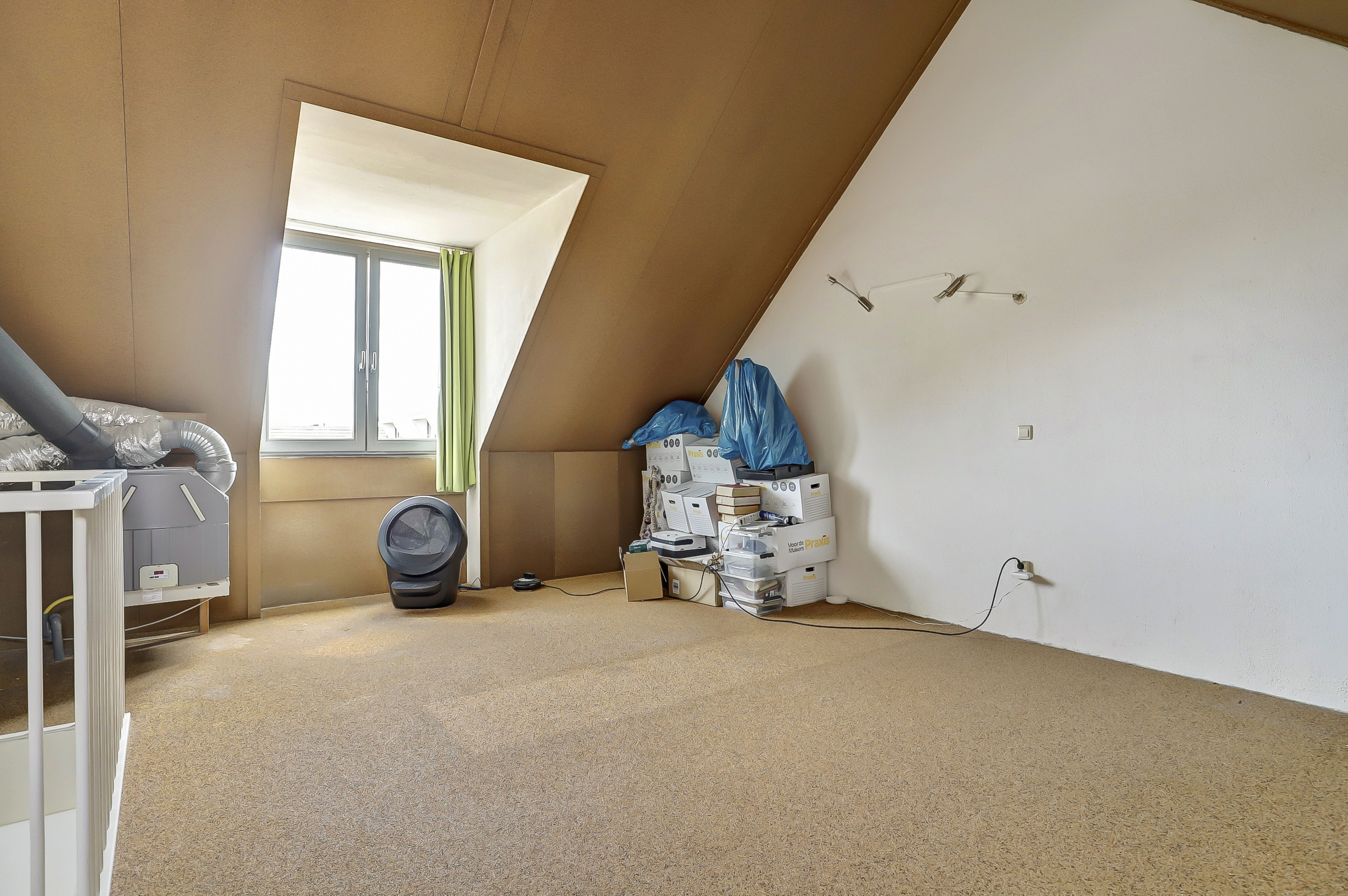 '$houseDetails->street_name'.' '.'$houseDetails->number'