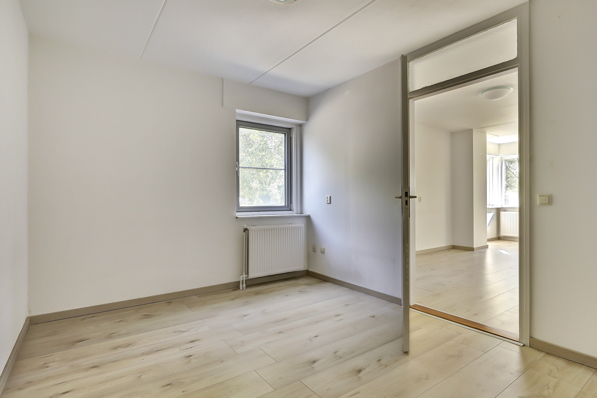 '$houseDetails->street_name'.' '.'$houseDetails->number'